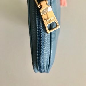 bebe Bags - Blue Bebe Honeycomb Logo Wallet bebe Bags - Blue Bebe Honeycomb Logo Wallet